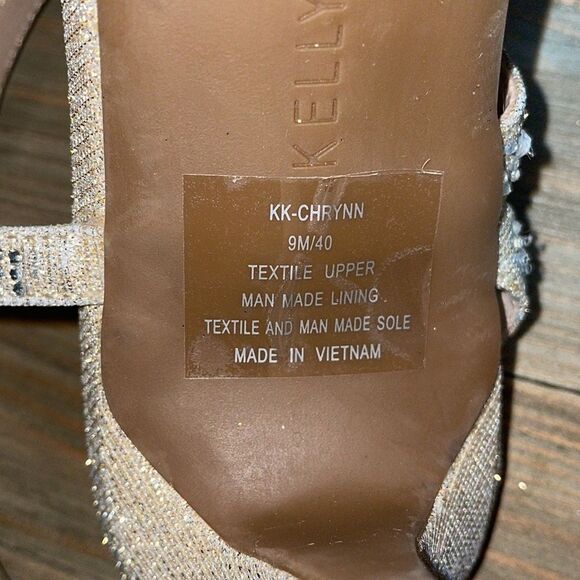 ✨Kelly & Katie Sparkling Princess Heels✨ - Picture 15 of 16